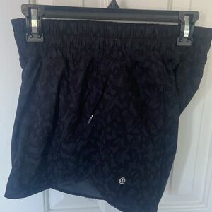 Lululemon Track That High-Rise Lined Running Short 5" Black Size 8